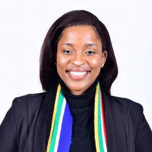 Almien Mokobodi